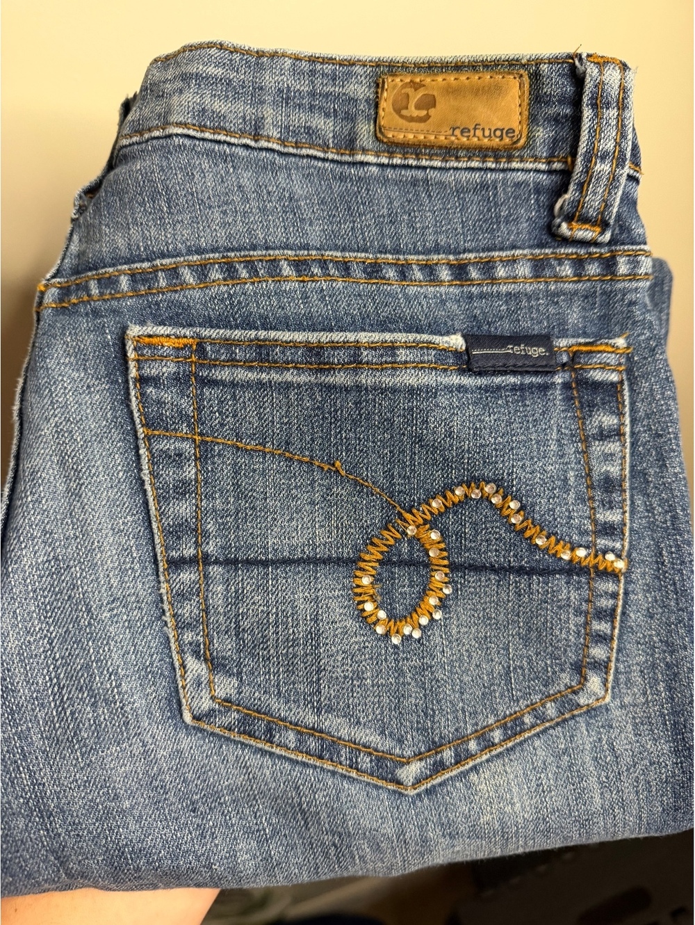 Refuge Jeans - Picture 2 of 5